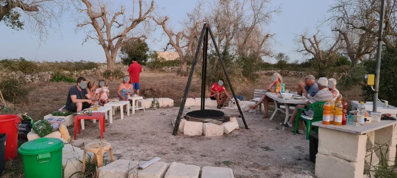 Отель Camping Terreno-Ro-Bi-Li Кутрофьяно Экстерьер фото